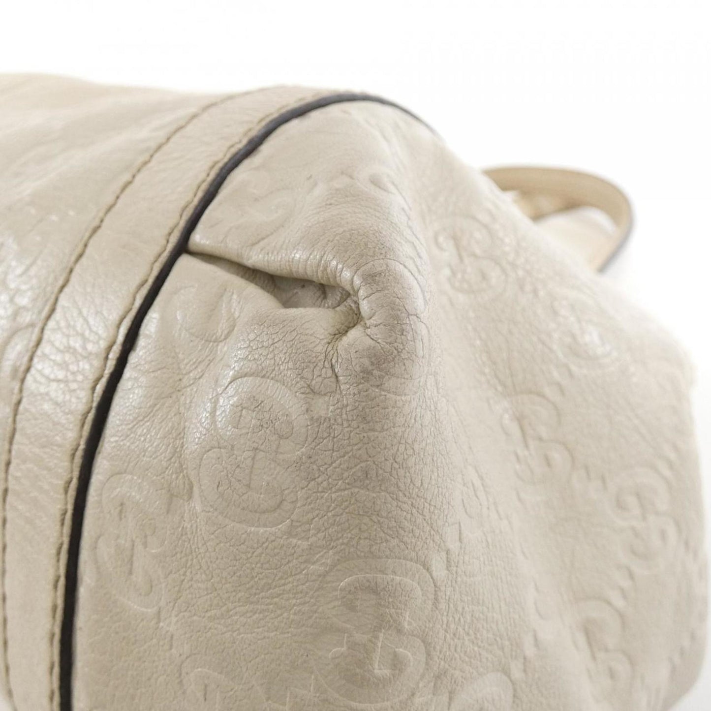 Gucci Ivory Leather Handbag ( )