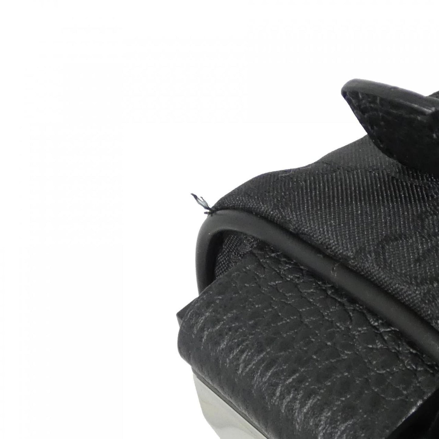 Gucci Black Nylon Fanny Pack ( )