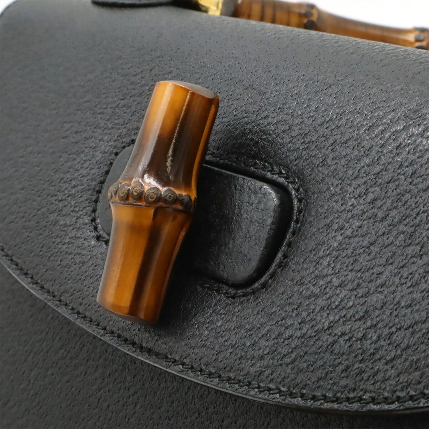 Gucci Black Bamboo Leather Handbag Shoulder Bag ( )