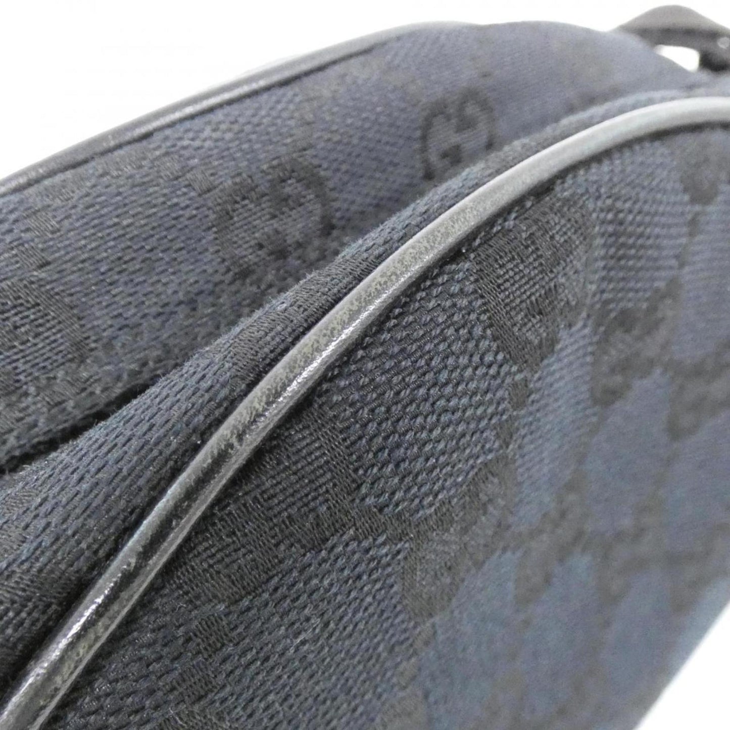 Gucci Black Gg Canvas Handbag ( )