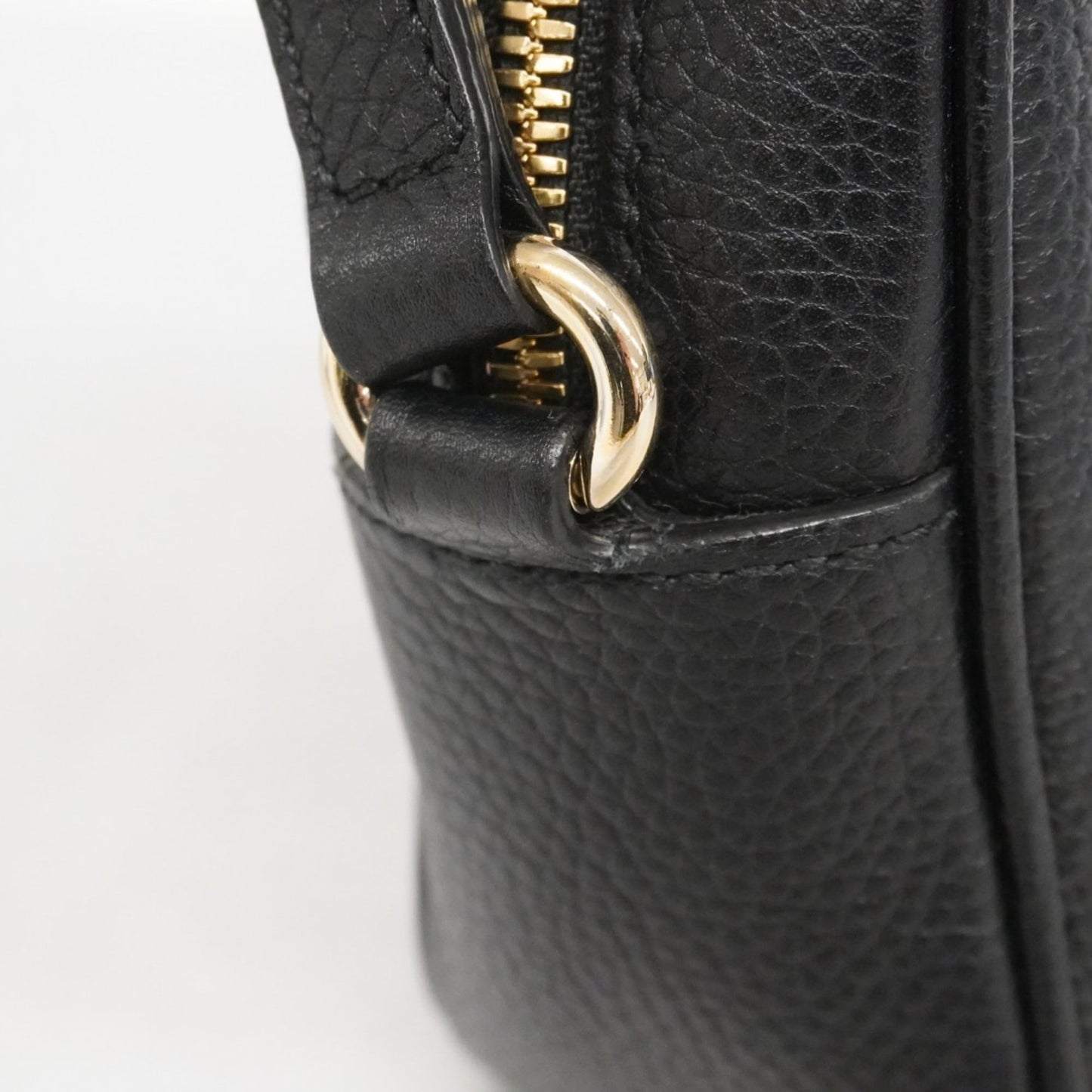 Gucci Black Leather Shoulder Bag ( )