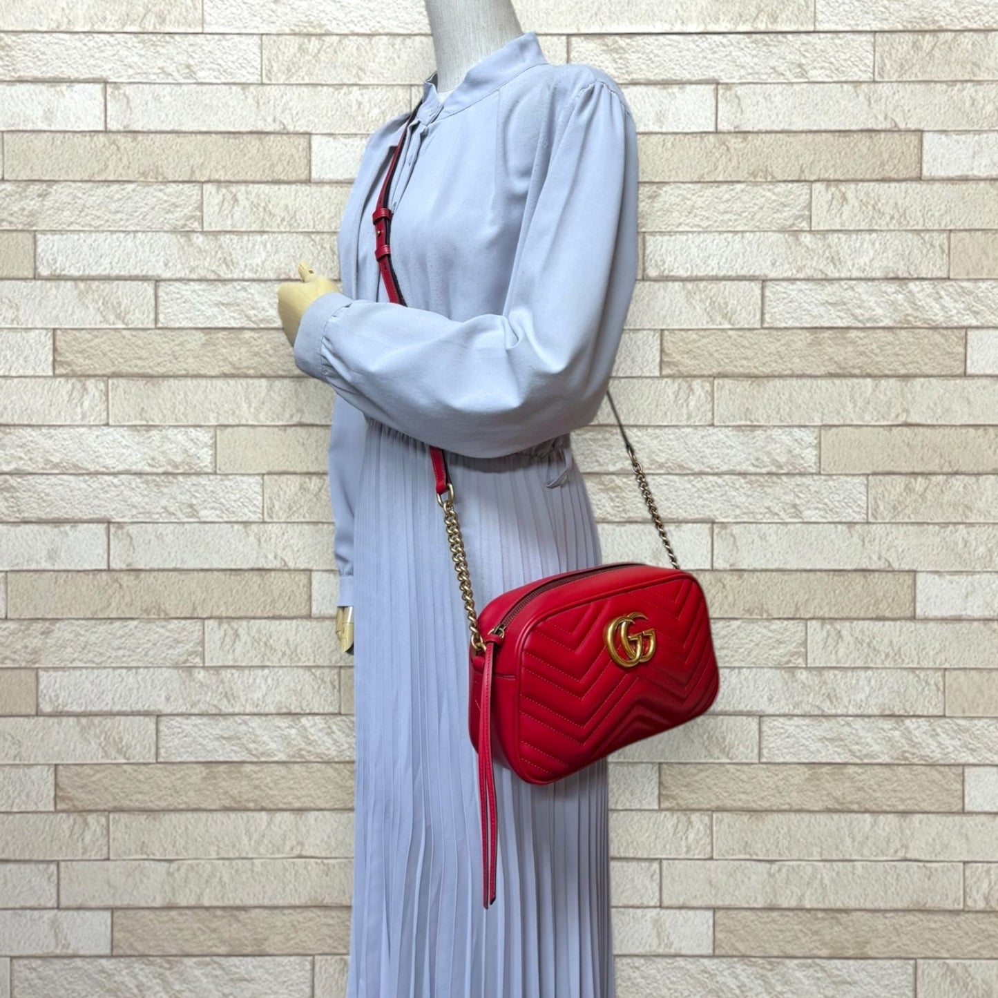 Gucci Red Color Leather Shoulder Bag ( )