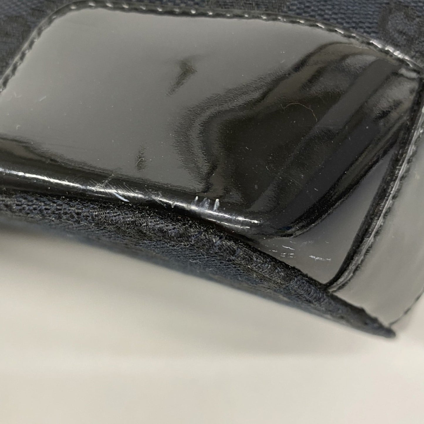 Gucci Black Canvas Shoulder Bag ( )