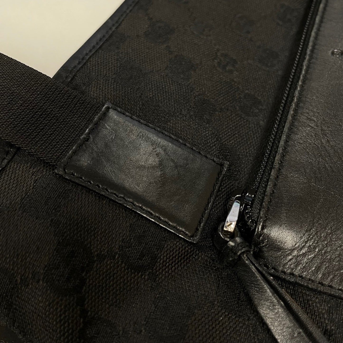 Gucci Black Gg Canvas Tote Bag ( )