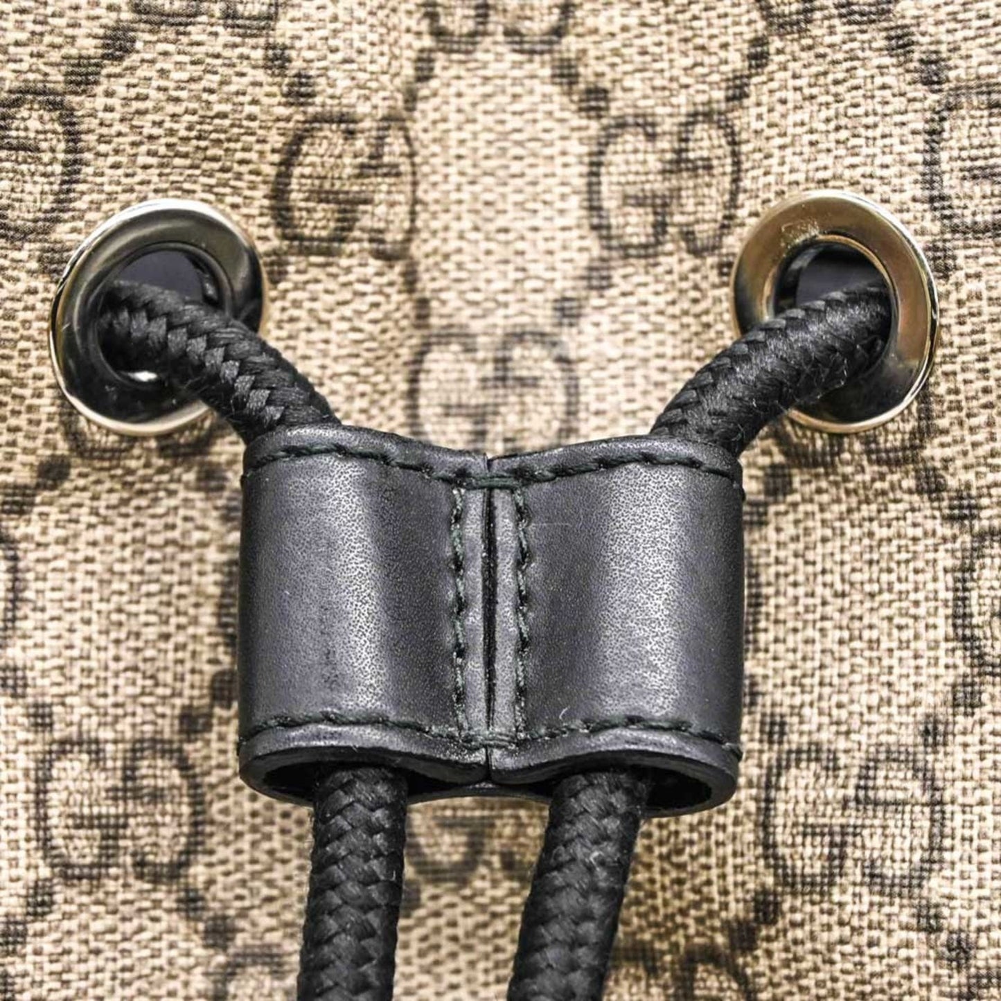 Gucci Beige Black Gg Supreme Leather Backpack ( )