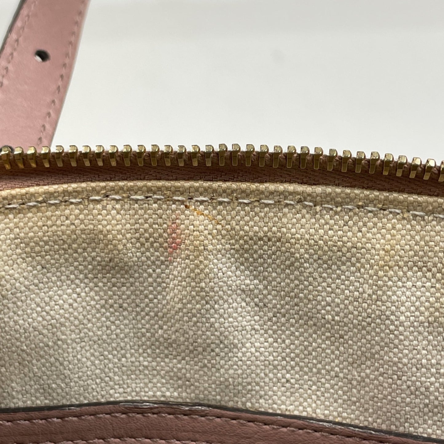 Gucci Pink Beige Patent Leather Handbag Shoulder Bag ( )