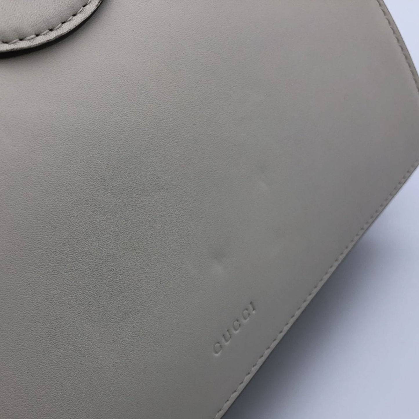 Gucci Ivory Navy Red Color Bamboo Leather Handbag ( )