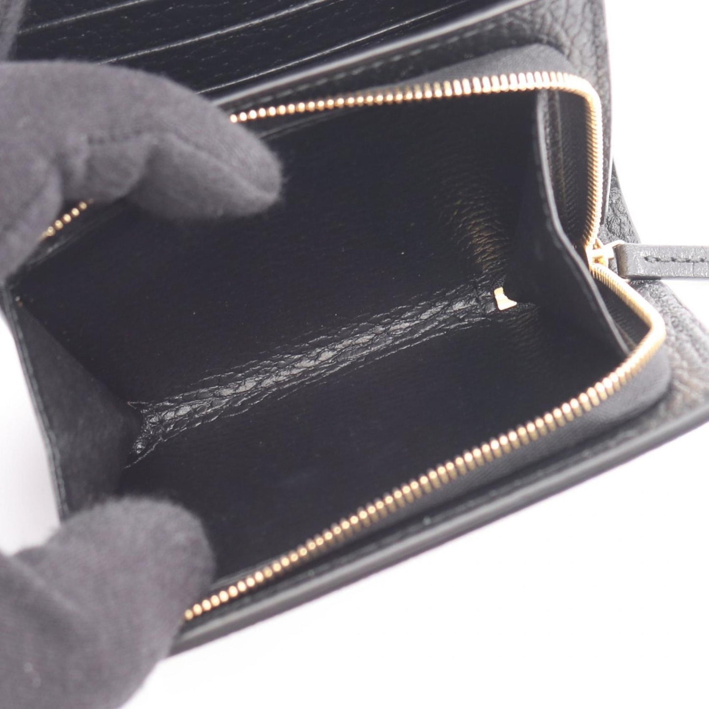 Gucci Beige Black Gg Supreme Leather Wallet (Bi-Fold) ( )