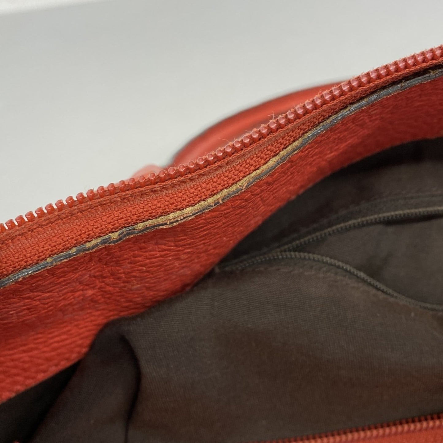 Gucci Red Color Leather Tote Bag ( )