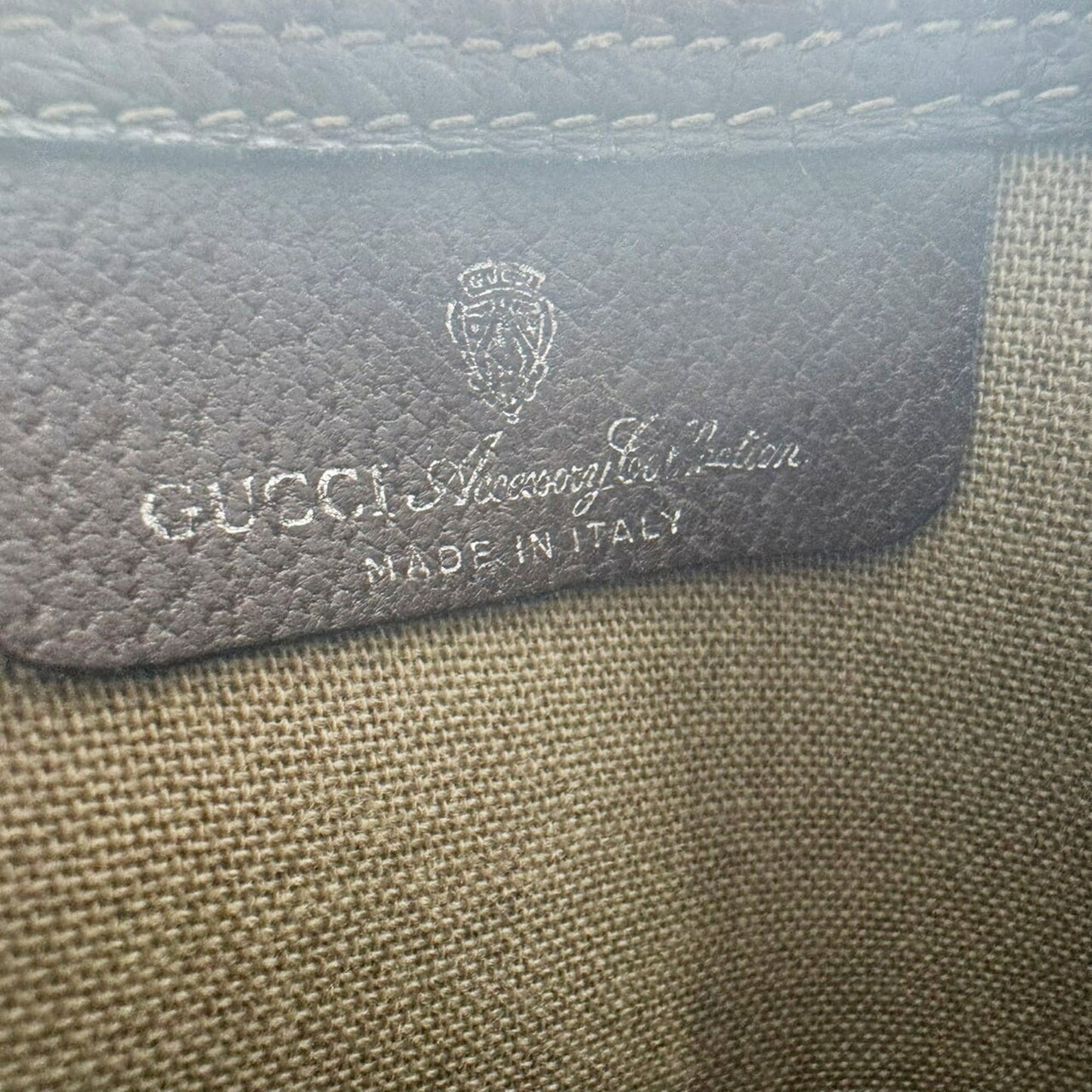 Gucci Beige Pvc Leather Tote Bag ( )