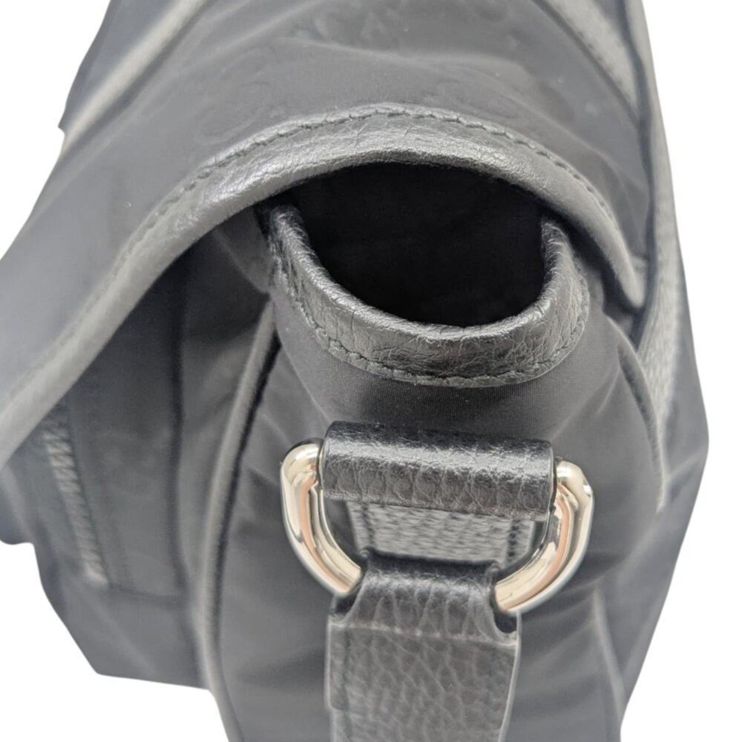 Gucci Black Nylon Leather Shoulder Bag ( )