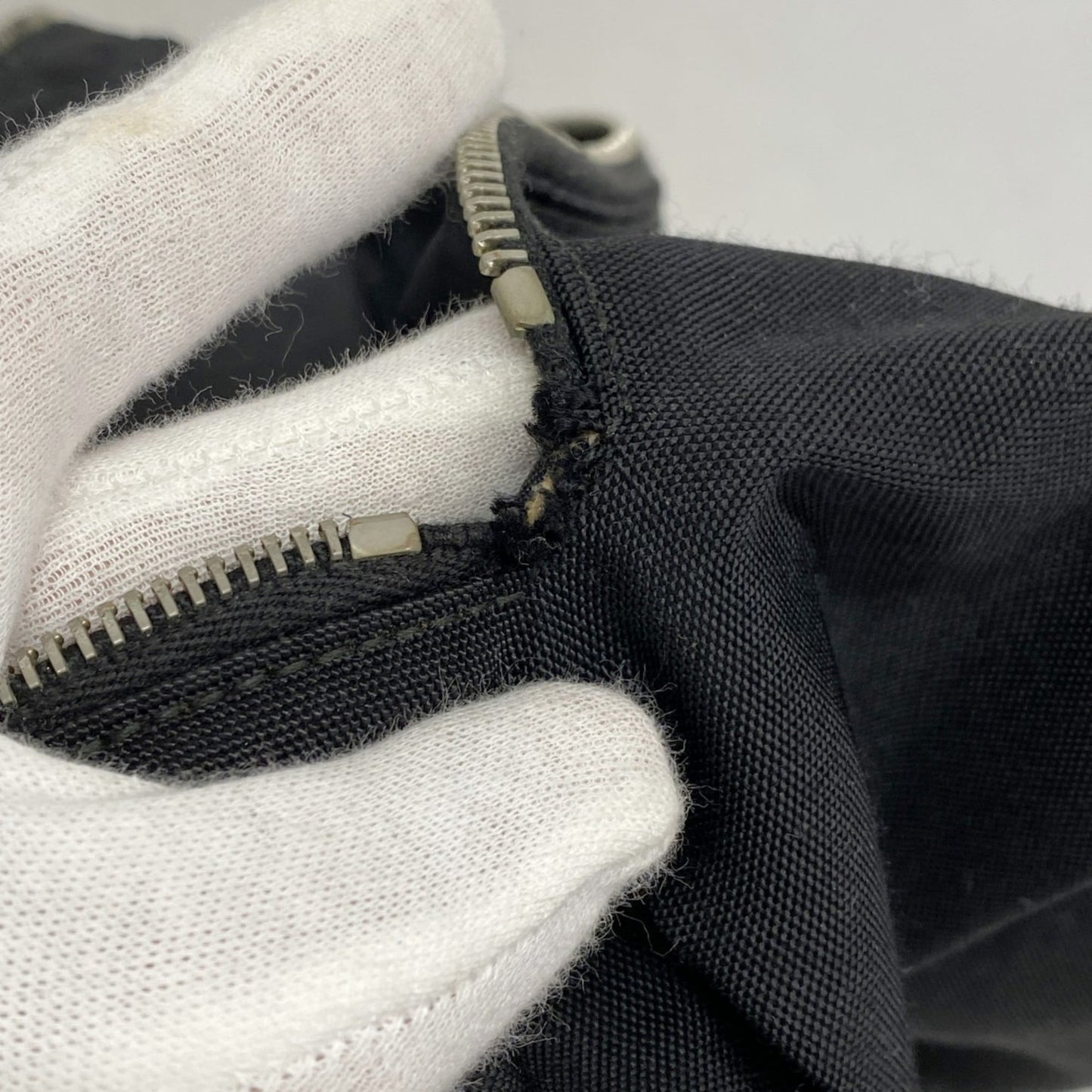 Gucci Black Nylon Fanny Pack ( )