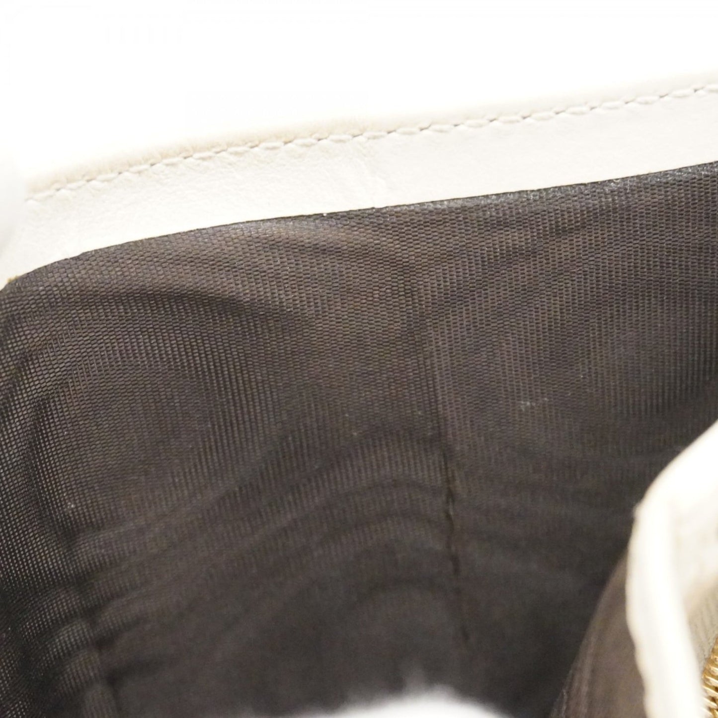 Gucci White Leather Wallet (Bi-Fold) ( )