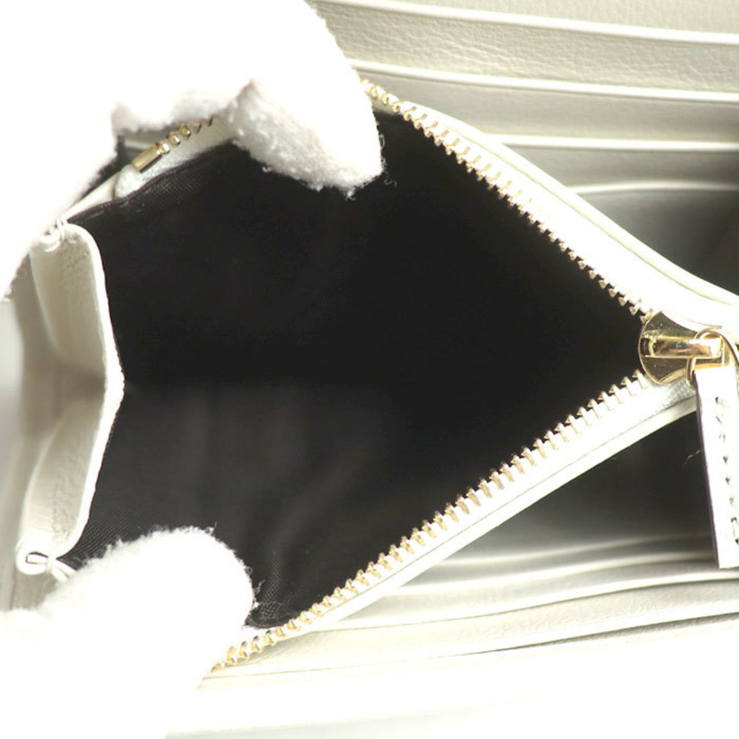 Gucci White Leather Shoulder Bag ( )