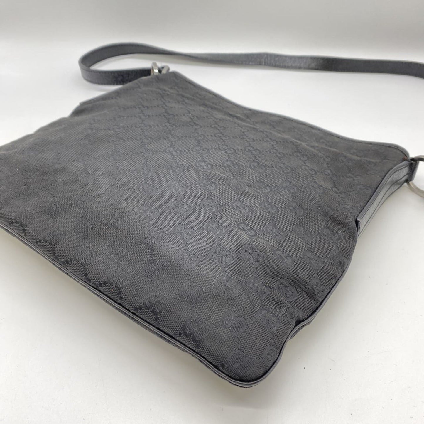 Gucci Black Gg Canvas Shoulder Bag ( )
