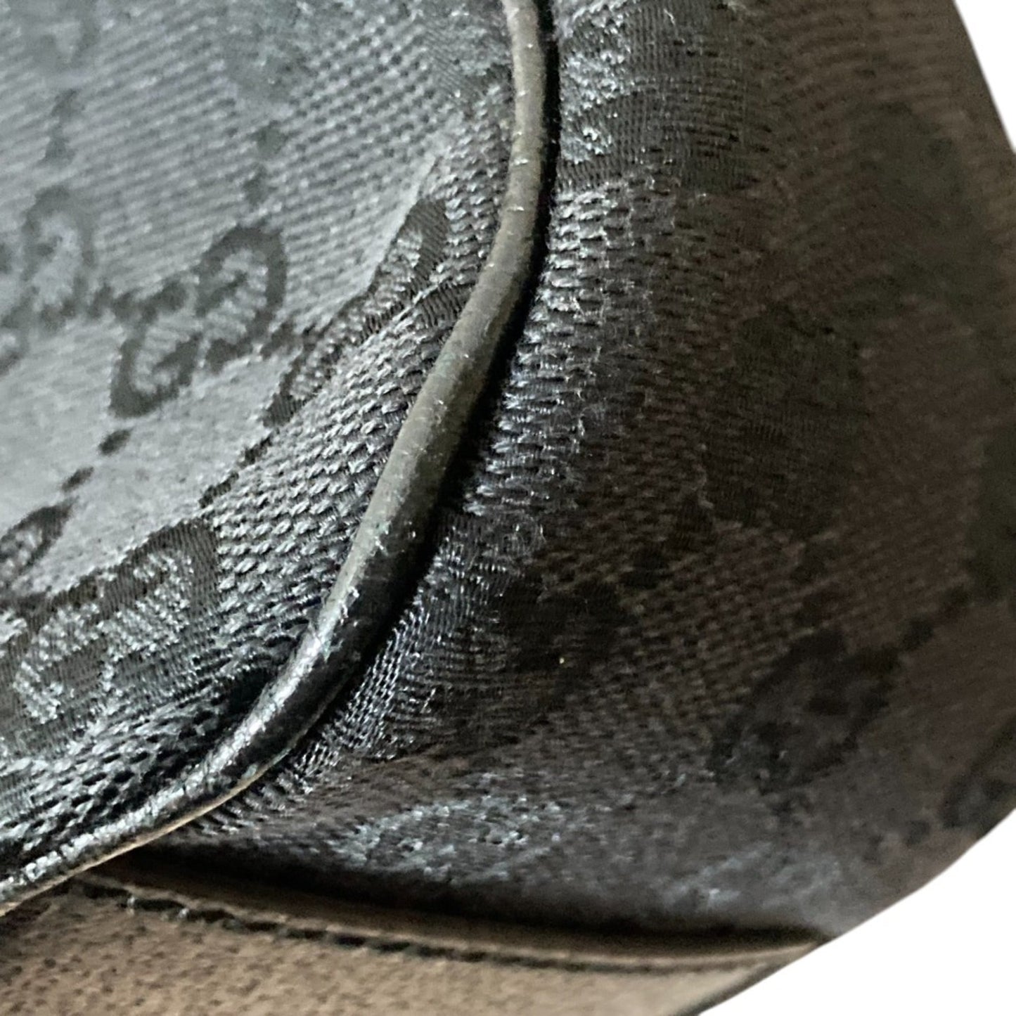Gucci Black Gg Canvas Handbag ( )