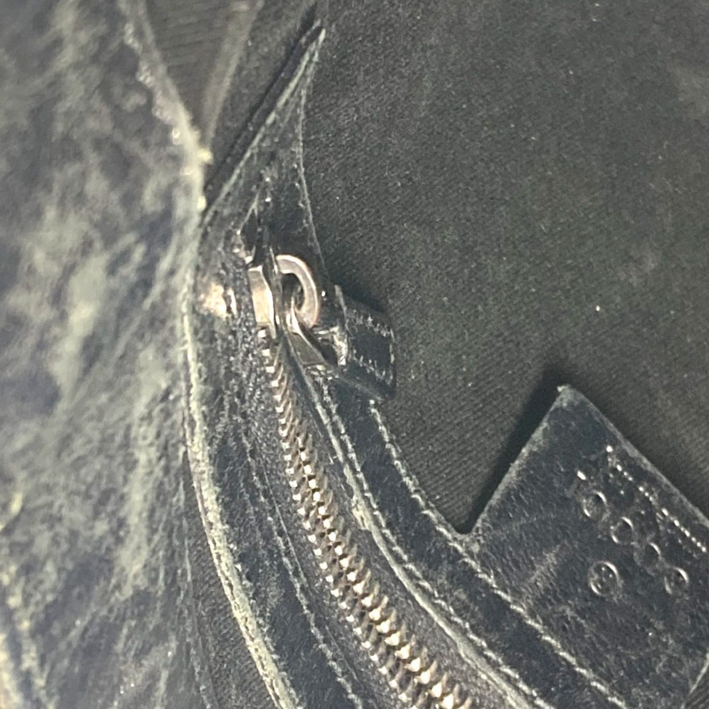 Gucci Black Gg Canvas Leather Shoulder Bag ( )
