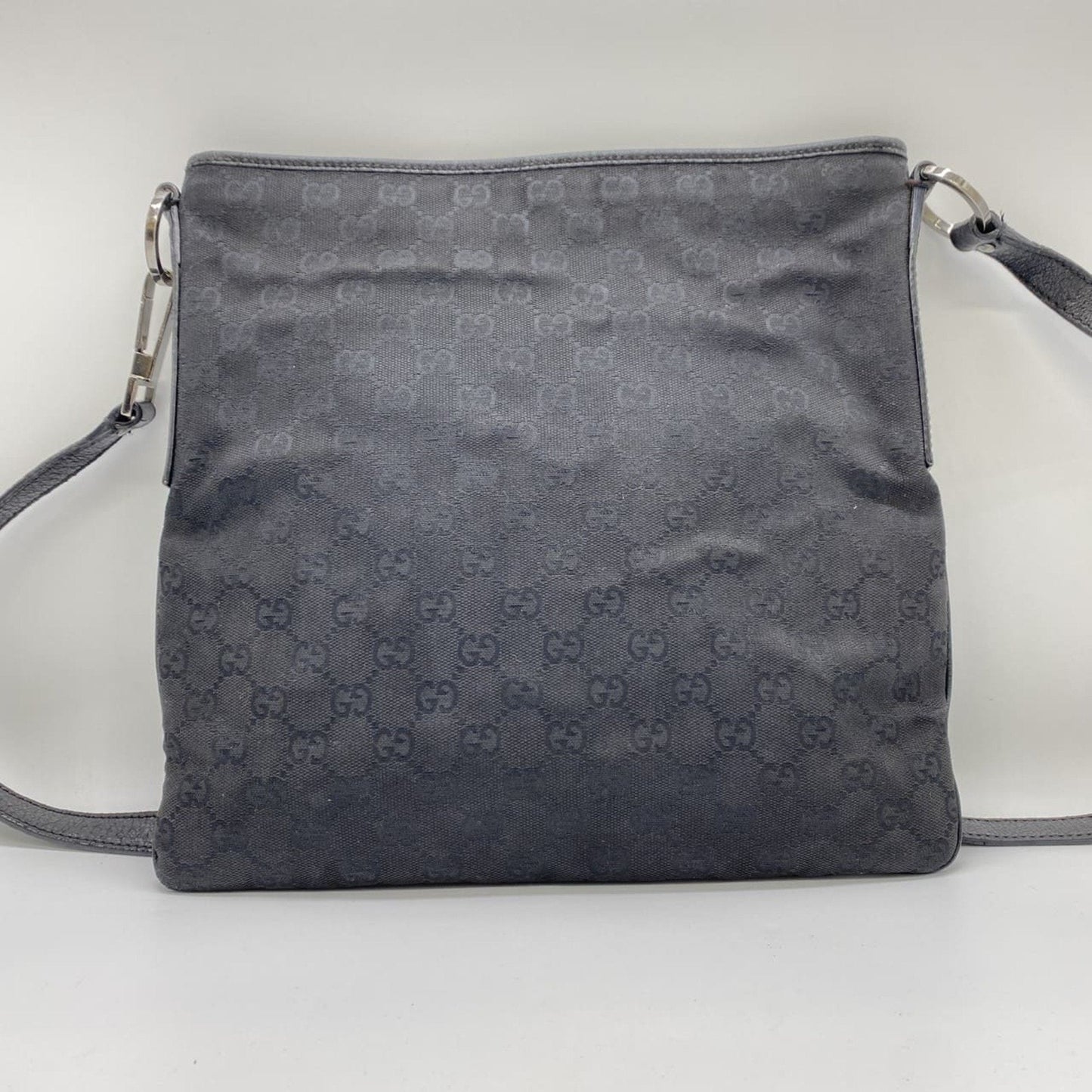 Gucci Black Gg Canvas Shoulder Bag ( )