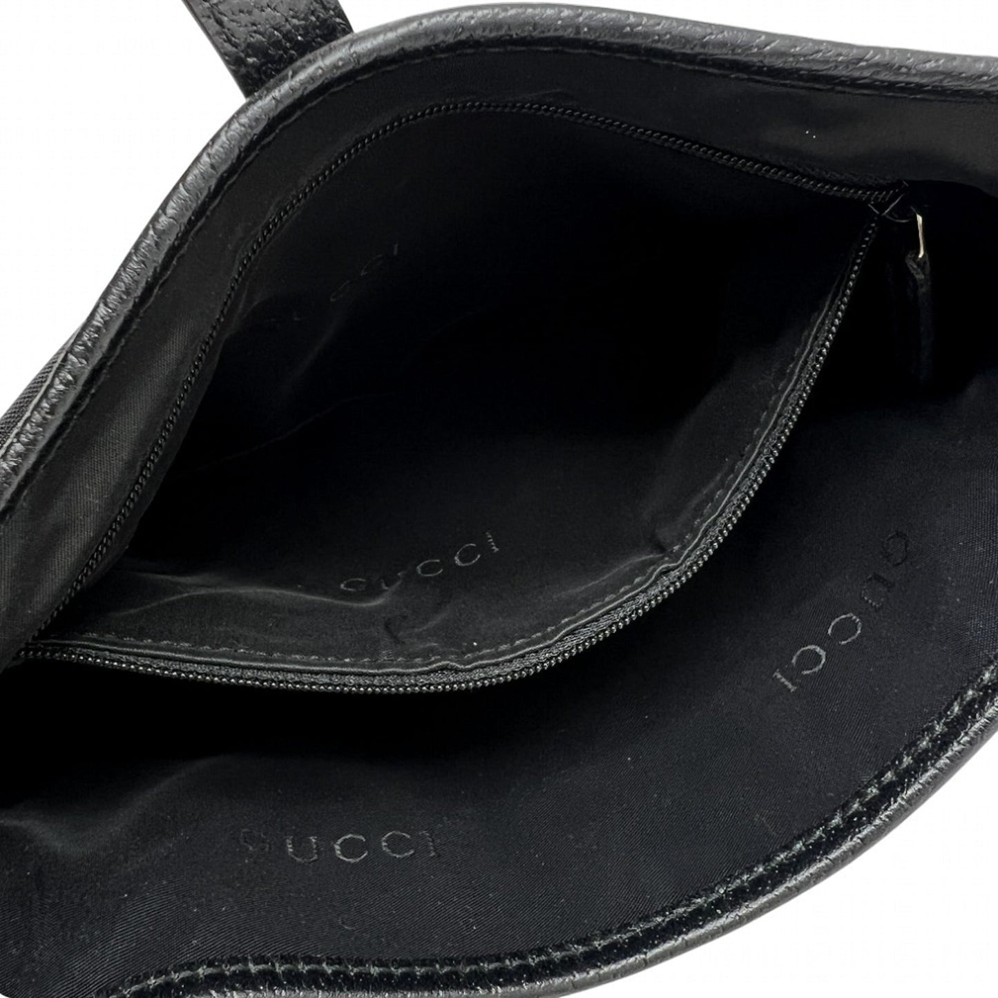 Gucci Black Canvas Leather Handbag ( )