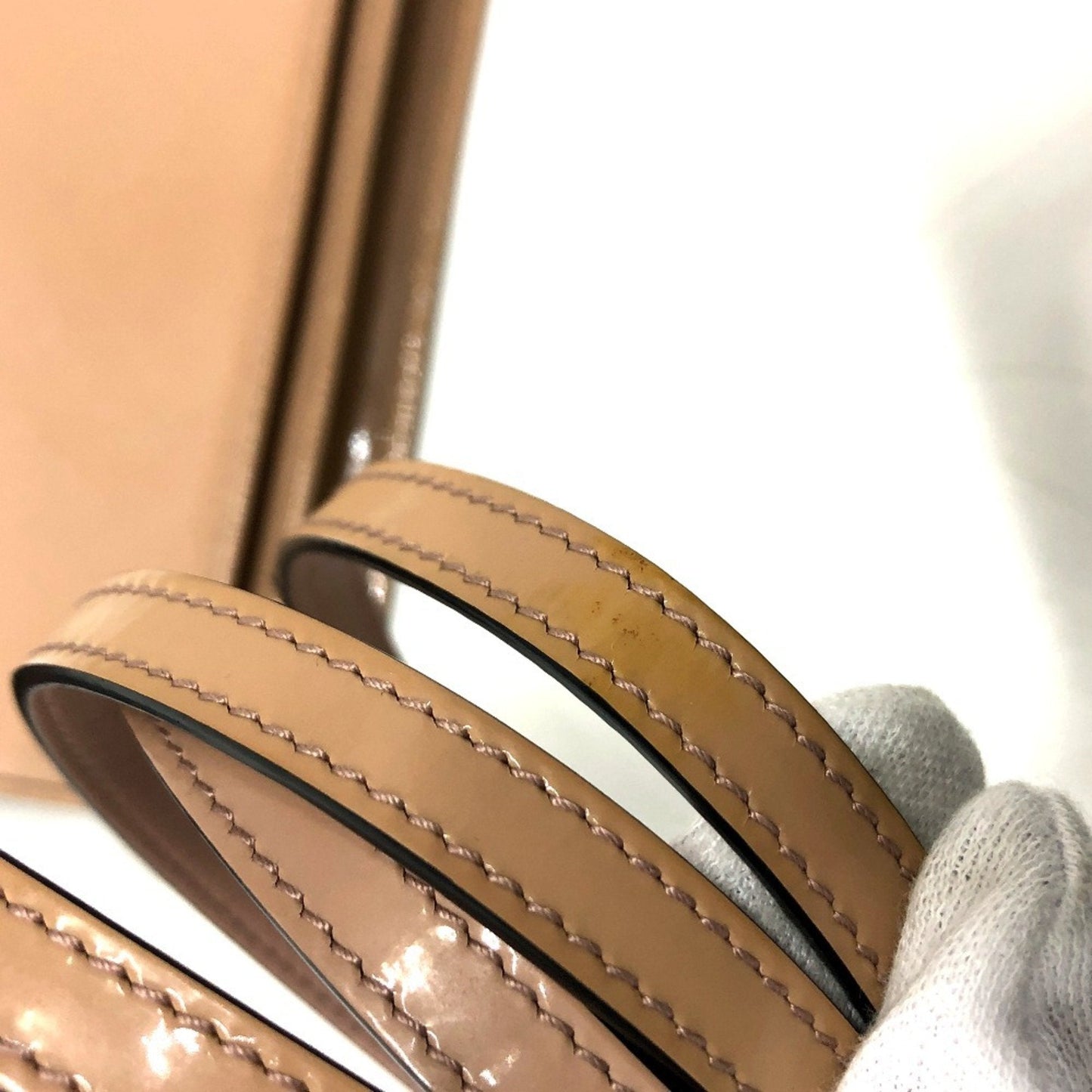 Gucci Beige Shoulder Bag ( )