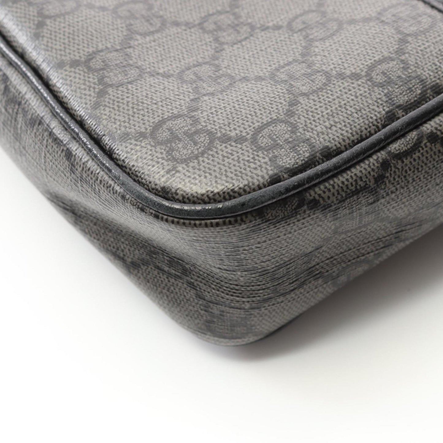 Gucci Black Gray Gg Supreme Shoulder Bag ( )