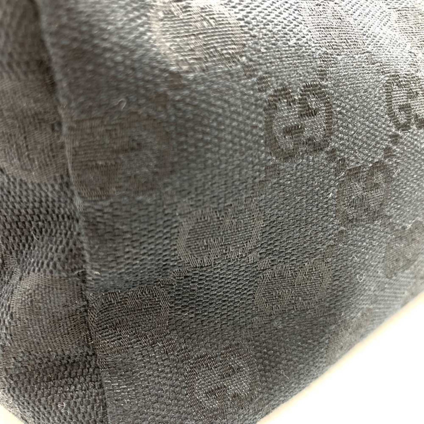 Gucci Black Gg Canvas Pouch ( )