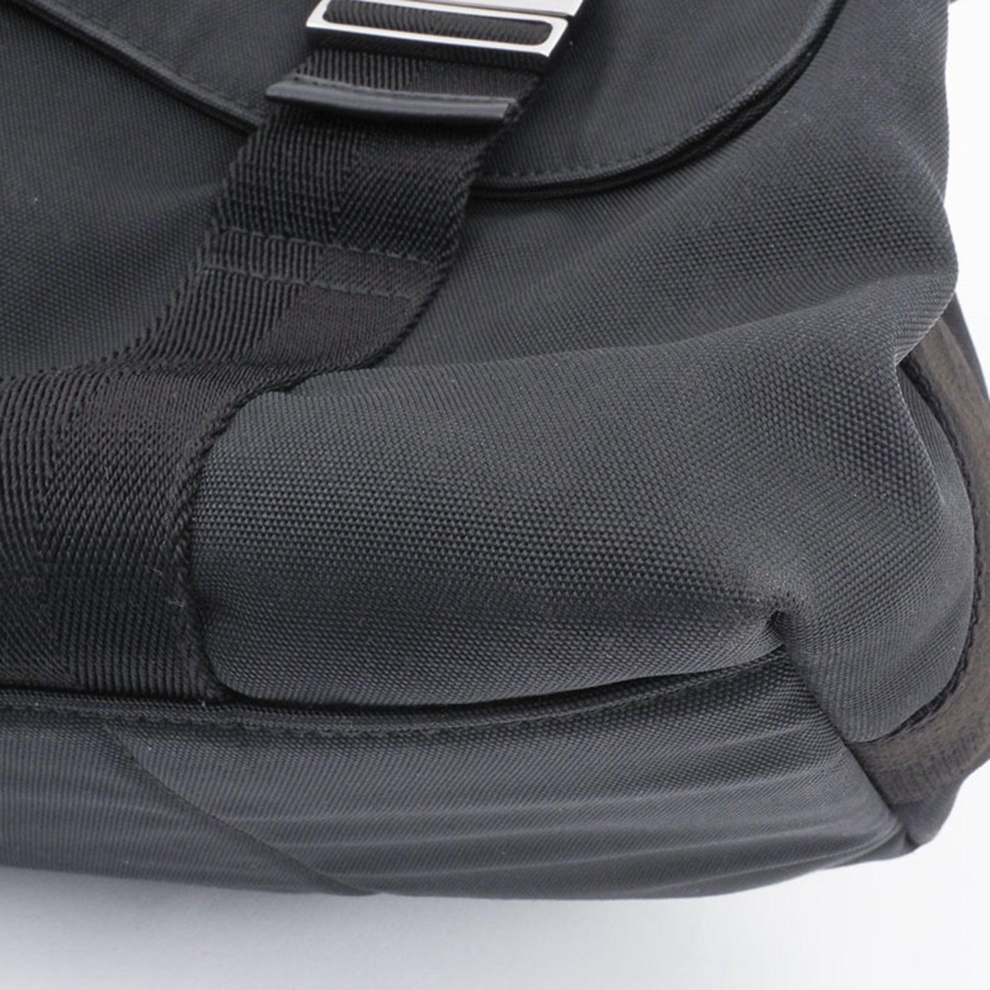 Gucci Black Nylon Messenger Bag Shoulder Bag