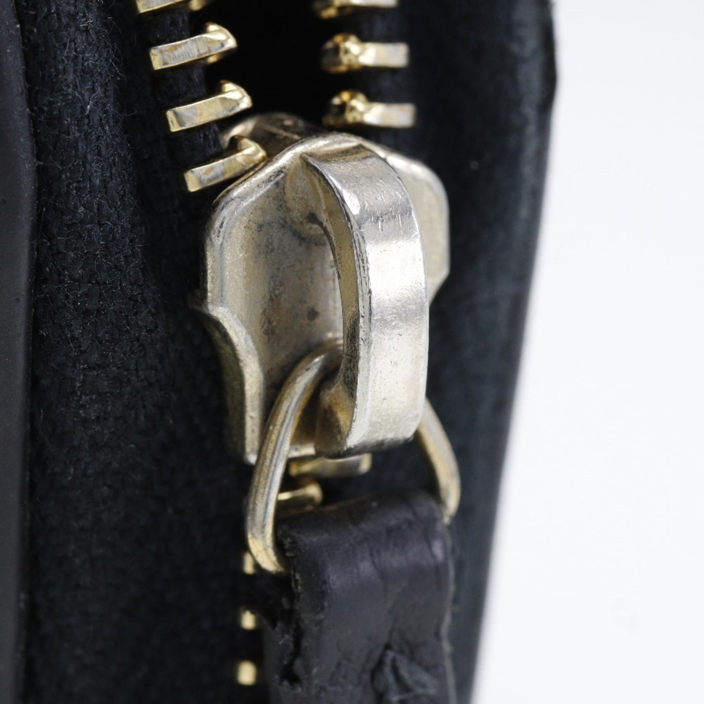 Gucci Black Leather Long Wallet (Bi-Fold) ( )