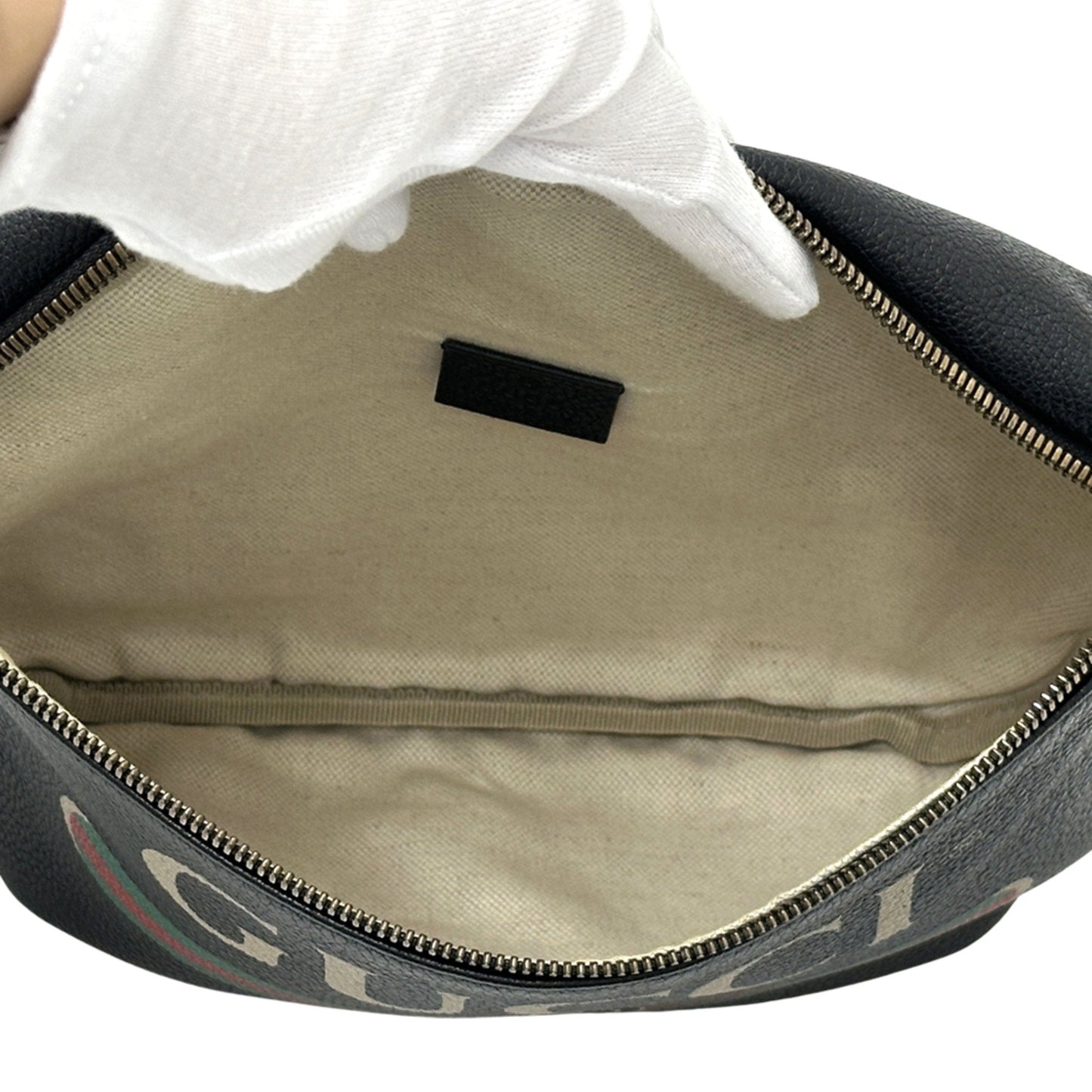 Gucci Black Leather Fanny Pack Sling Bag ( )