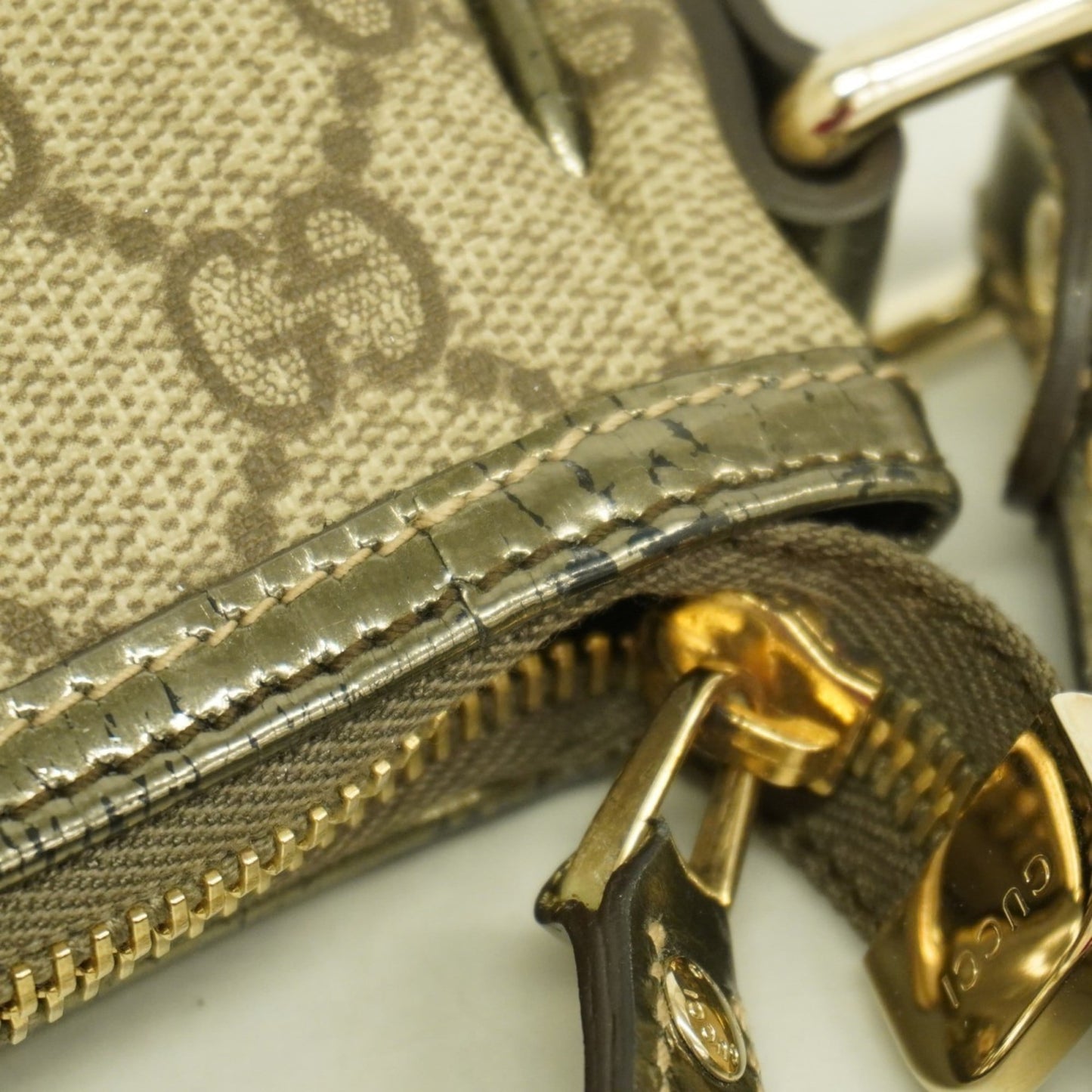 Gucci Beige Brown Pvc Handbag ( )
