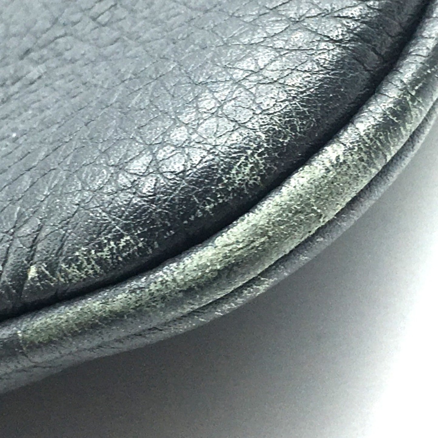Gucci Gray Leather Shoulder Bag ( )