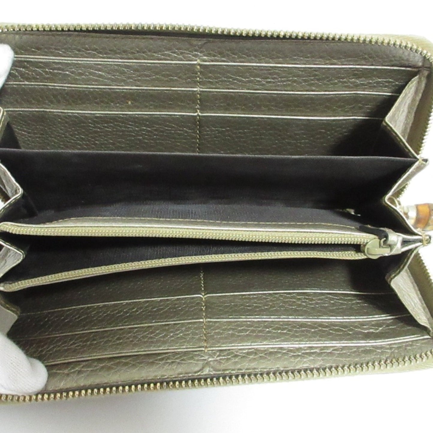 Gucci Gold Long Bill Wallet (Bi-Fold) ( )