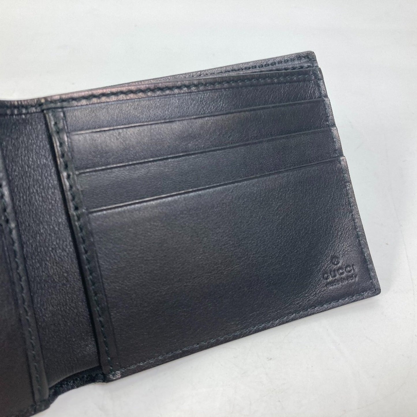 Gucci Black Leather Wallet (Bi-Fold) ( )