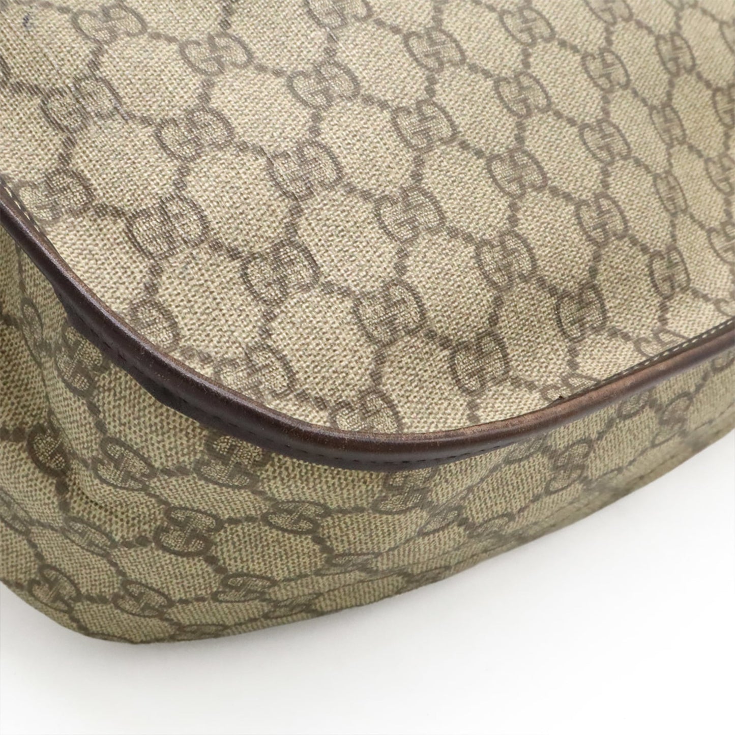 Gucci Gg Plus Beige Gg Supreme Shoulder Bag ( )