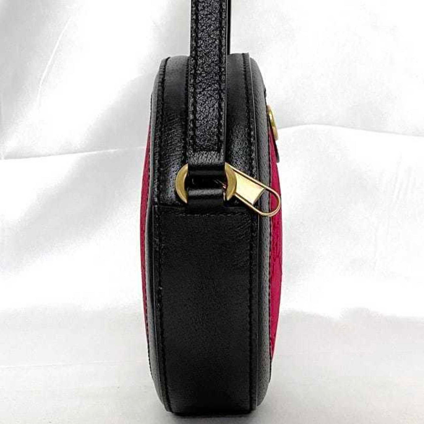 Gucci Black Red Color Velvet Leather Shoulder Bag