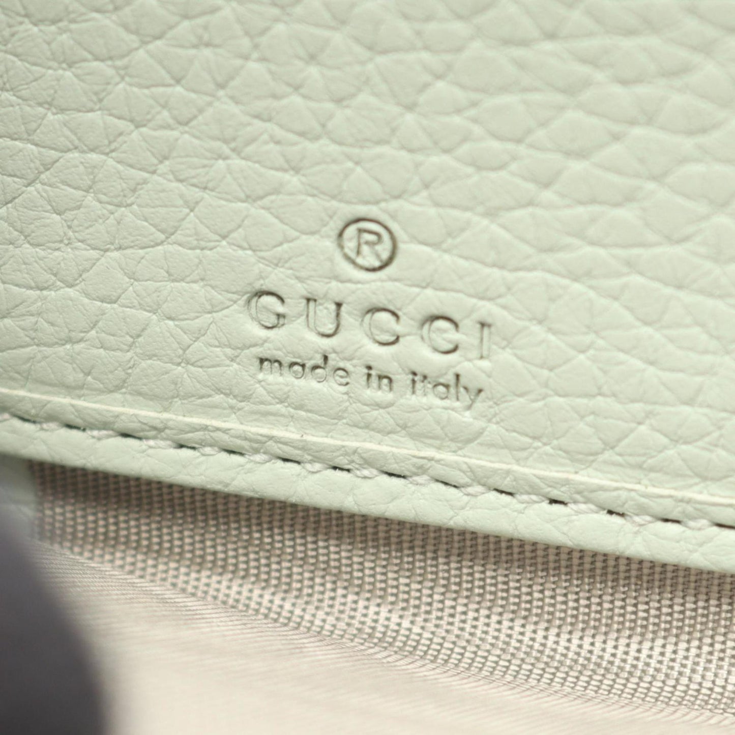 Gucci Green Leather Long Wallet (Bi-Fold) ( )
