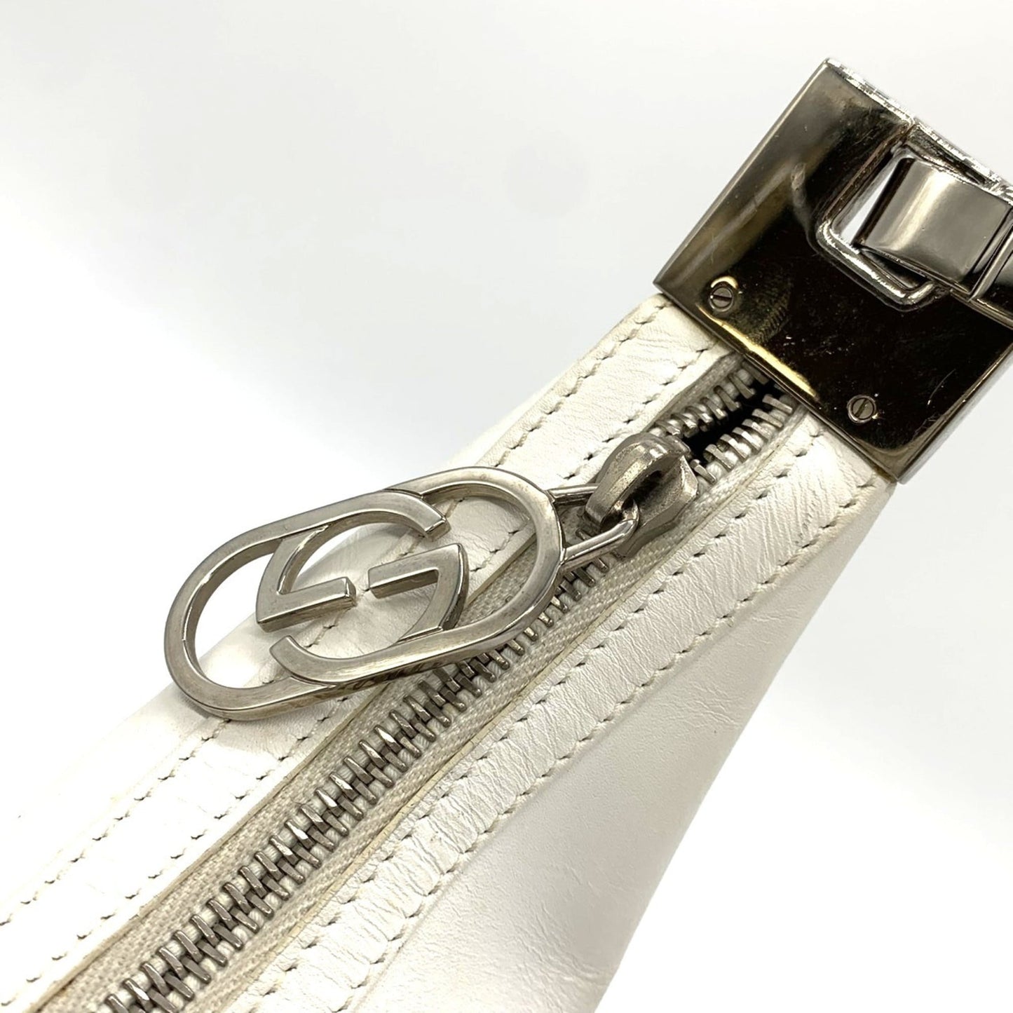 Gucci White Leather Shoulder Bag ( )