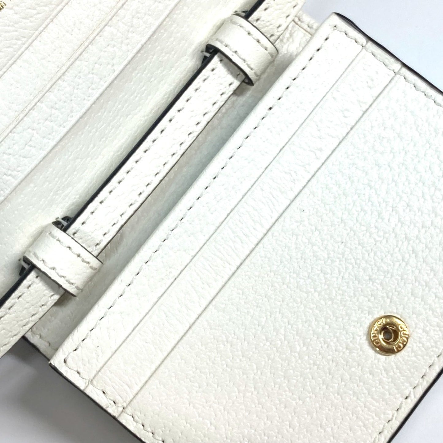 Gucci White Leather Wallet (Bi-Fold) ( )