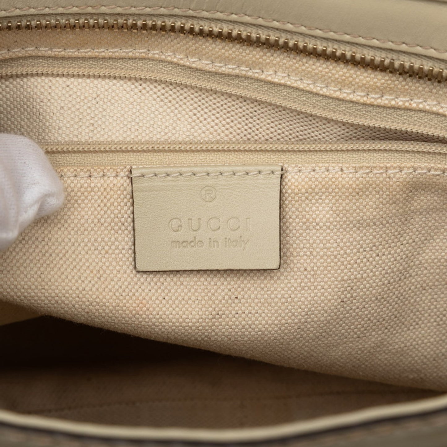 Gucci Beige Gg Canvas Shoulder Bag ( )