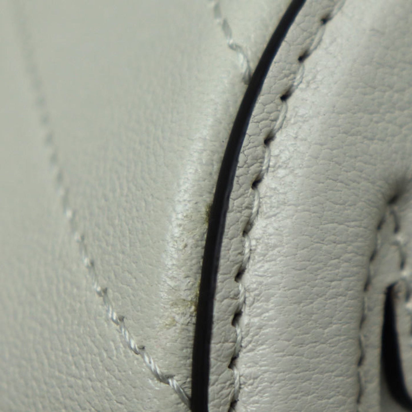 Gucci White Leather Shoulder Bag ( )
