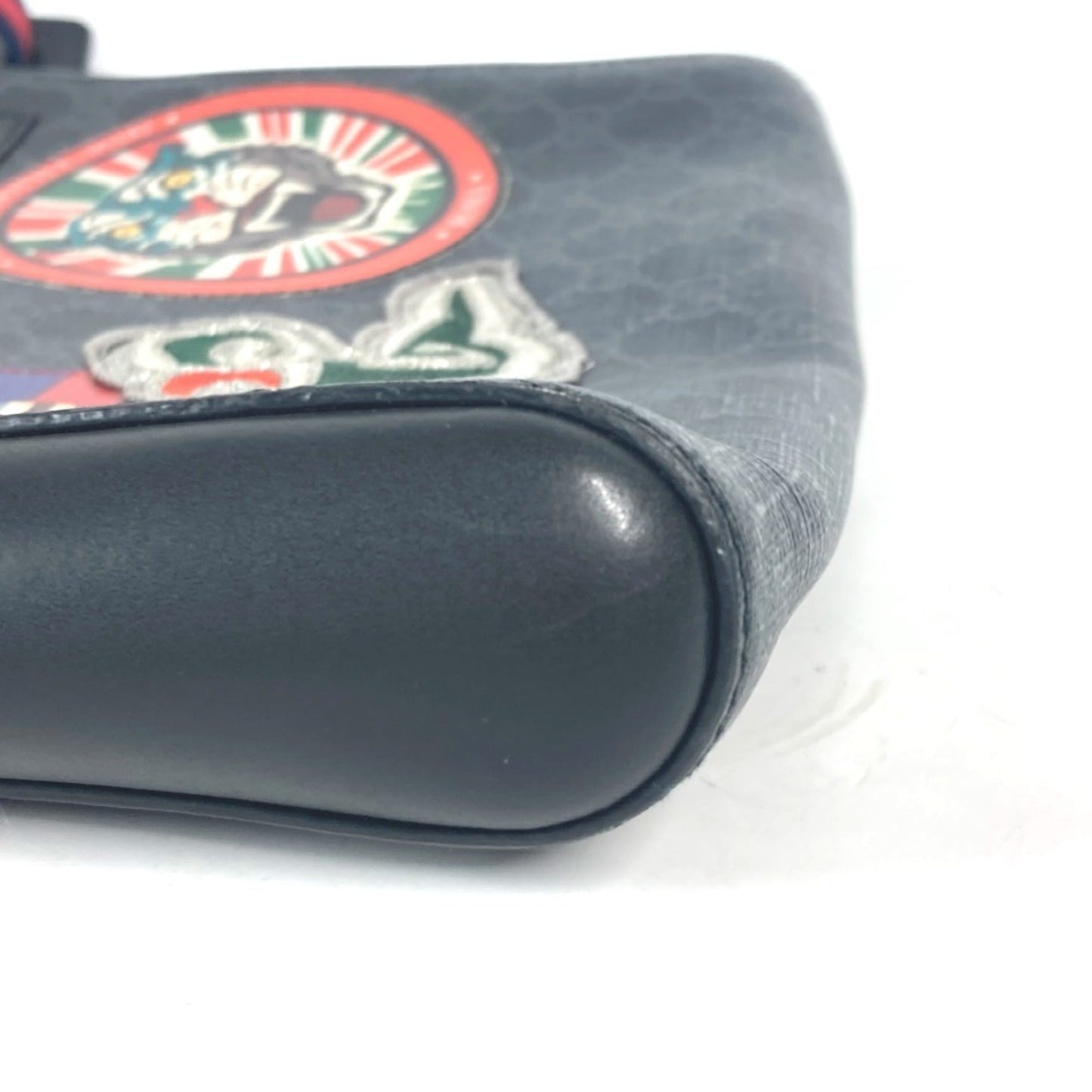 Gucci Black Multi-Color Gg Supreme Messenger Bag Shoulder Bag ( )