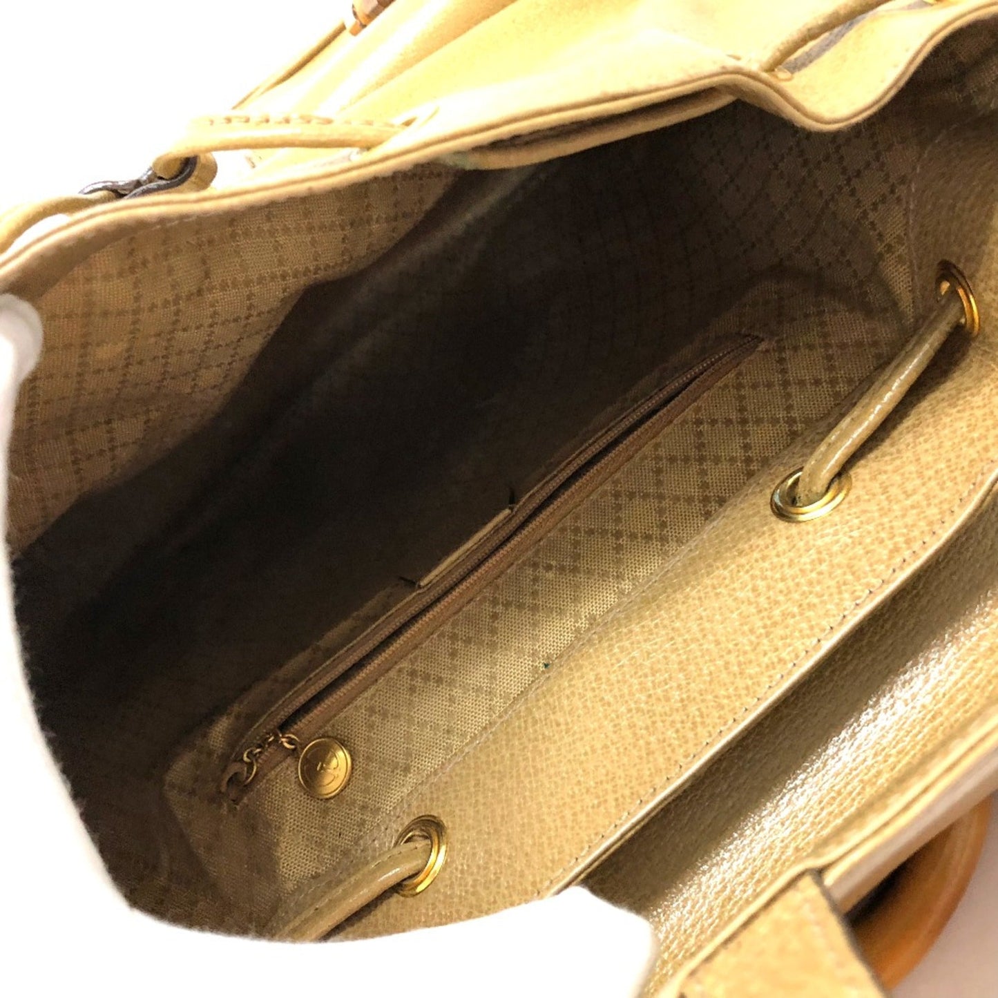 Gucci Beige Leather Backpack ( )