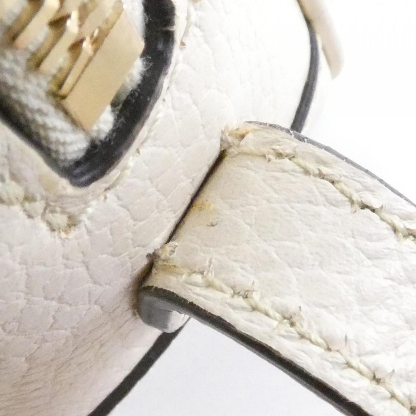 Gucci Beige Ivory Gg Canvas Shoulder Bag ( )
