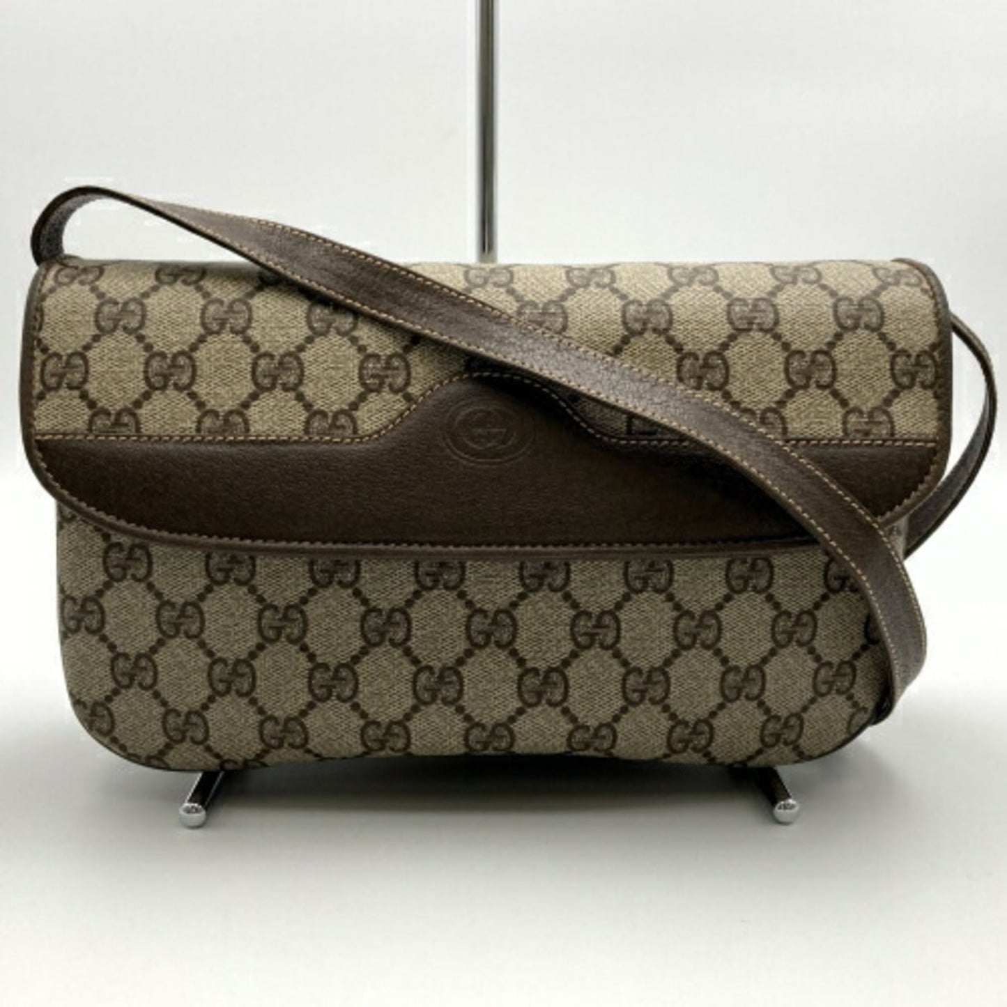 Gucci Brown Gg Supreme Shoulder Bag ( )
