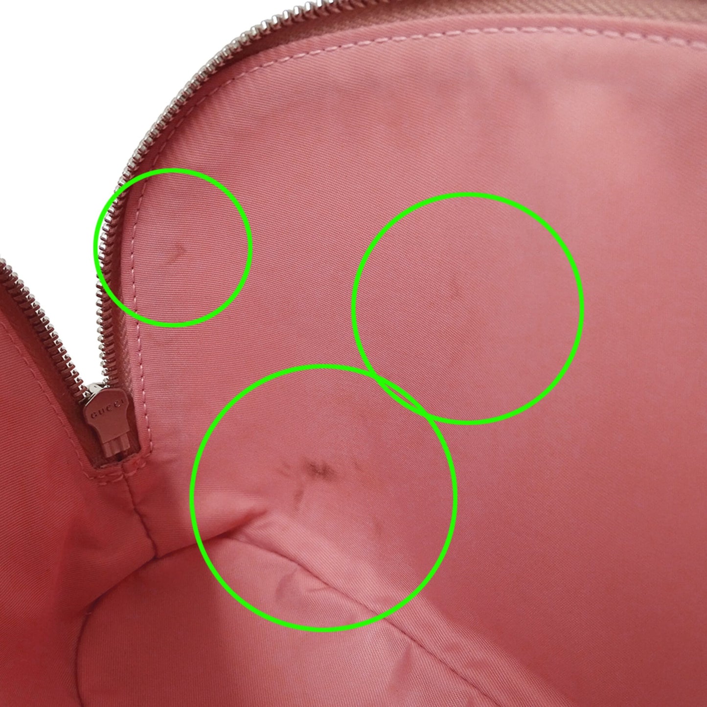 Gucci Pink Gg Supreme Pouch ( )