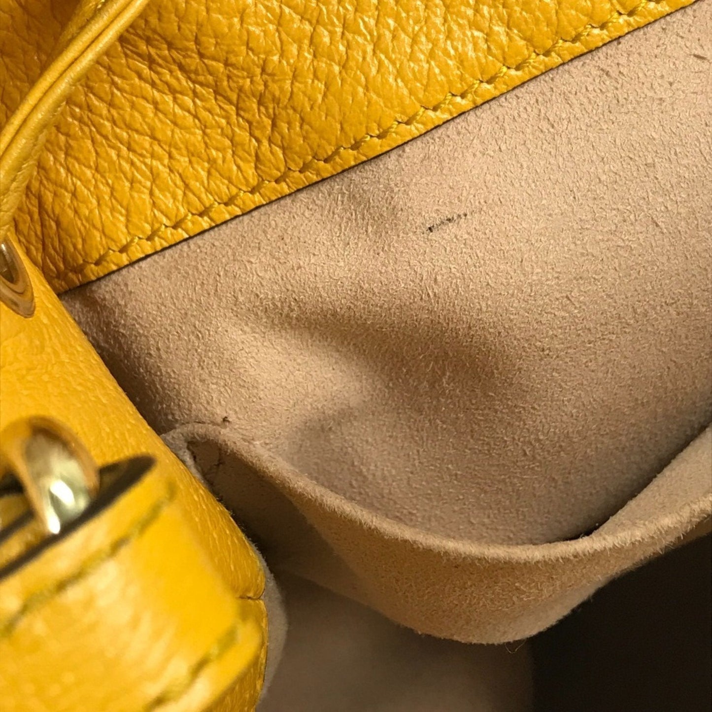 Gucci Beige Multi-Color Gg Supreme Handbag Shoulder Bag ( )