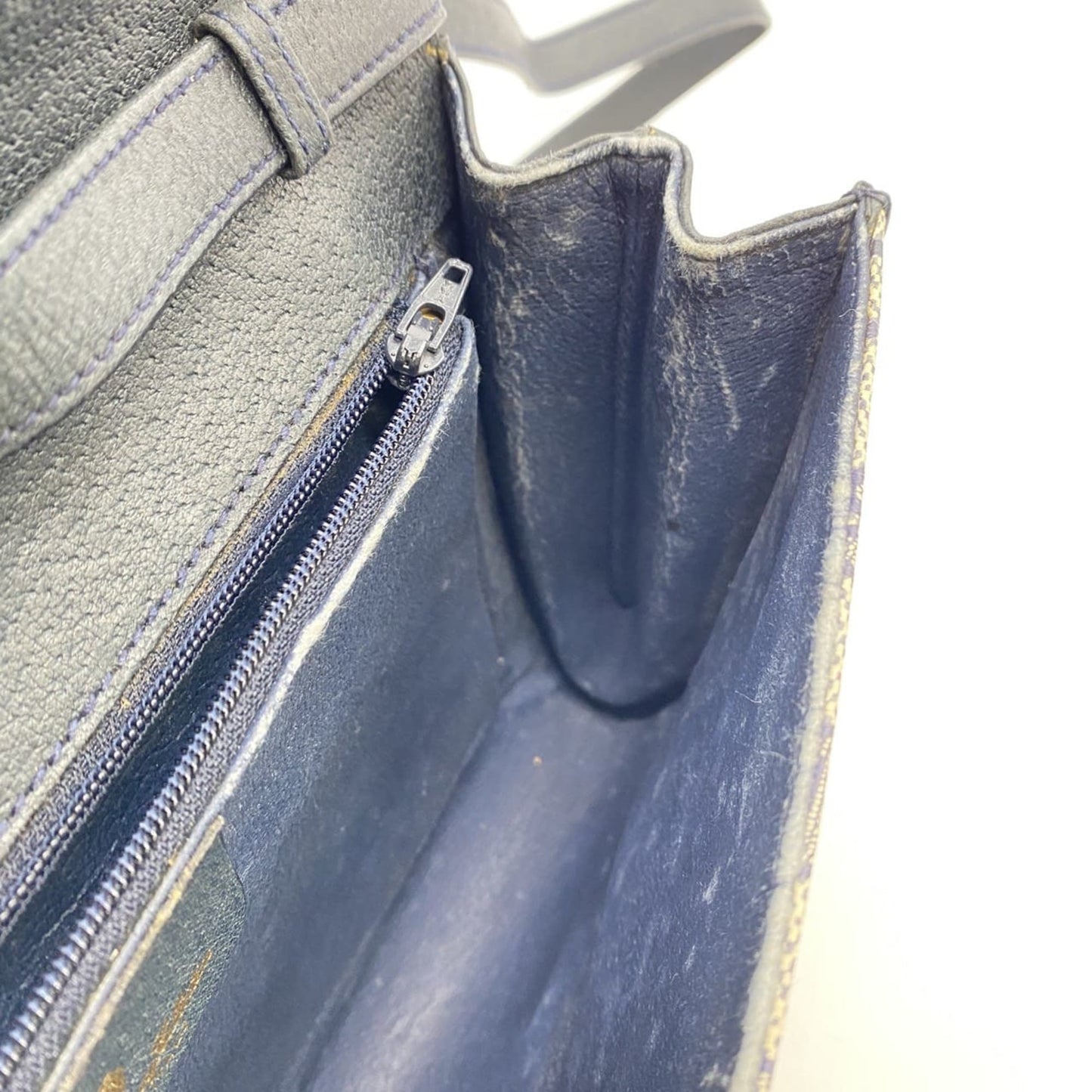 Gucci Navy Gg Supreme Shoulder Bag ( )