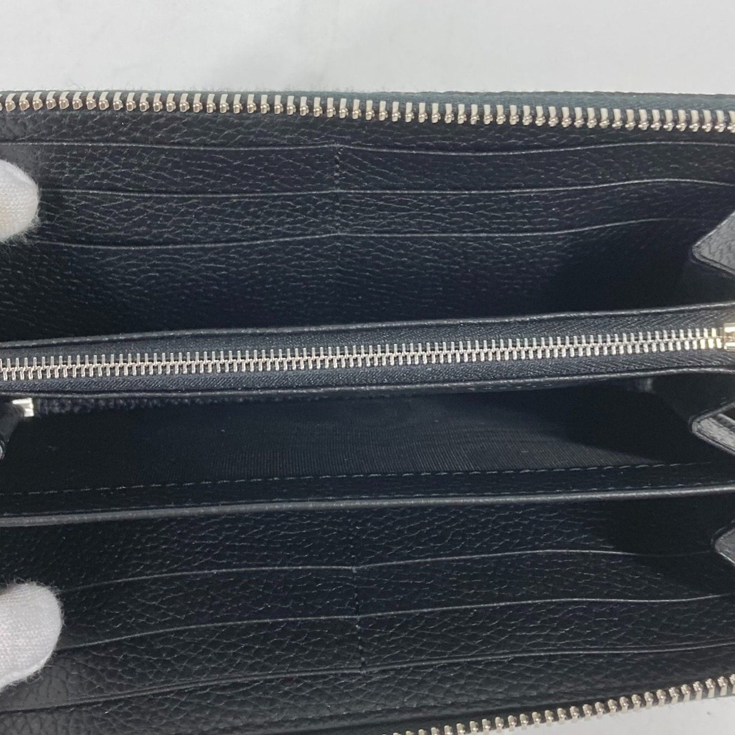 Gucci Black Leather Long Wallet (Bi-Fold) ( )