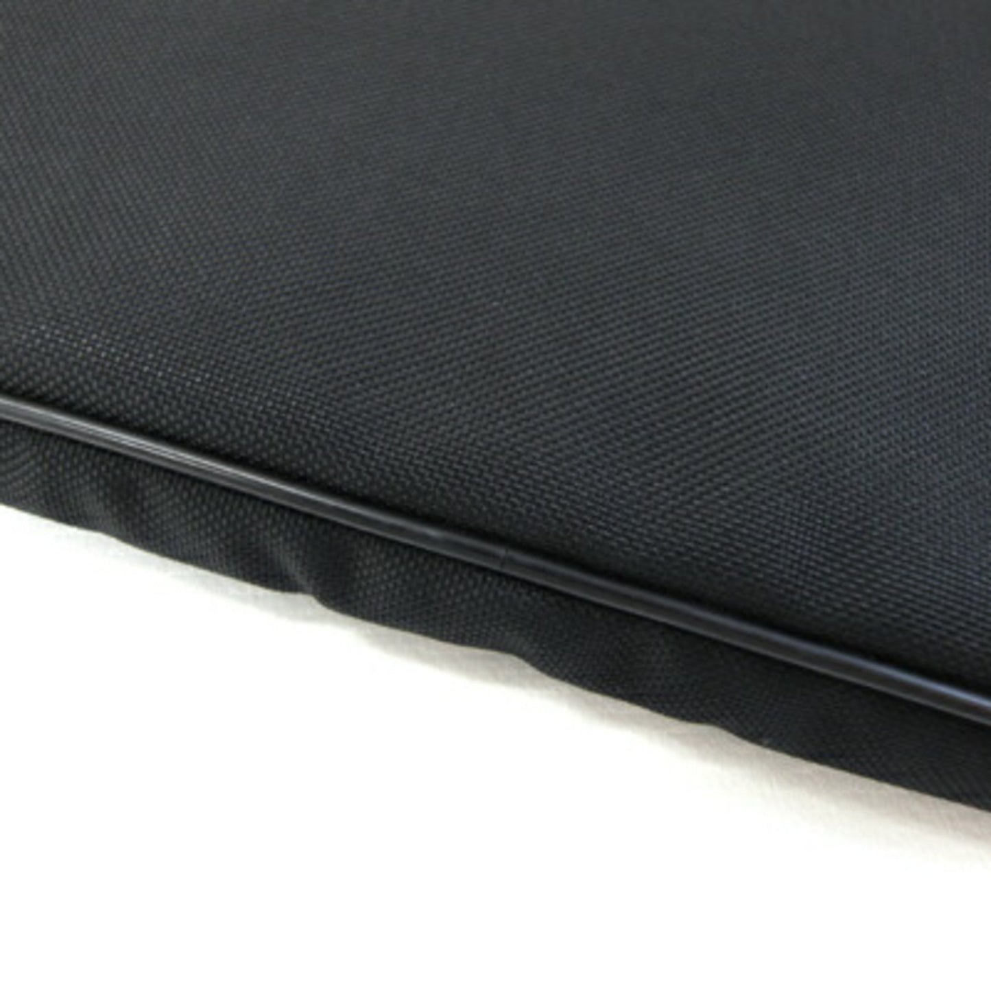 Gucci Black Nylon Canvas Leather Clutch Bag ( )