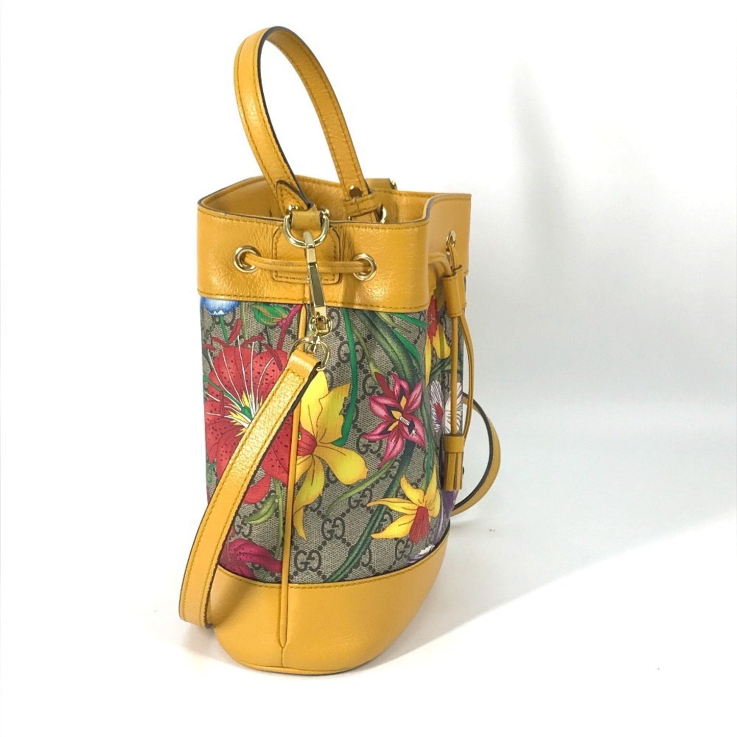 Gucci Beige Multi-Color Gg Supreme Handbag Shoulder Bag ( )
